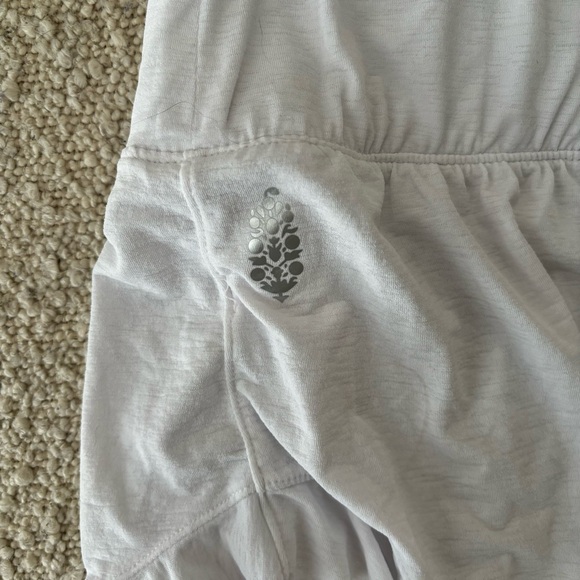Free People | Size S | White Shorts - Picture 2 of 4